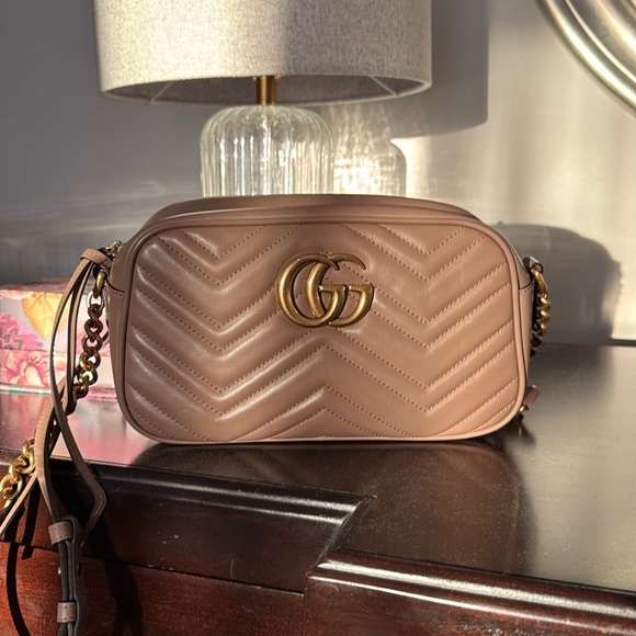 GUCCI GG Marmont Chain Shoulder Bag - Picture 1 of 7